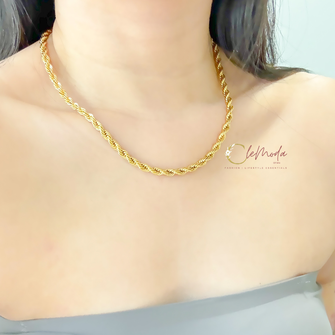 Sunna Twisted Chain Necklace