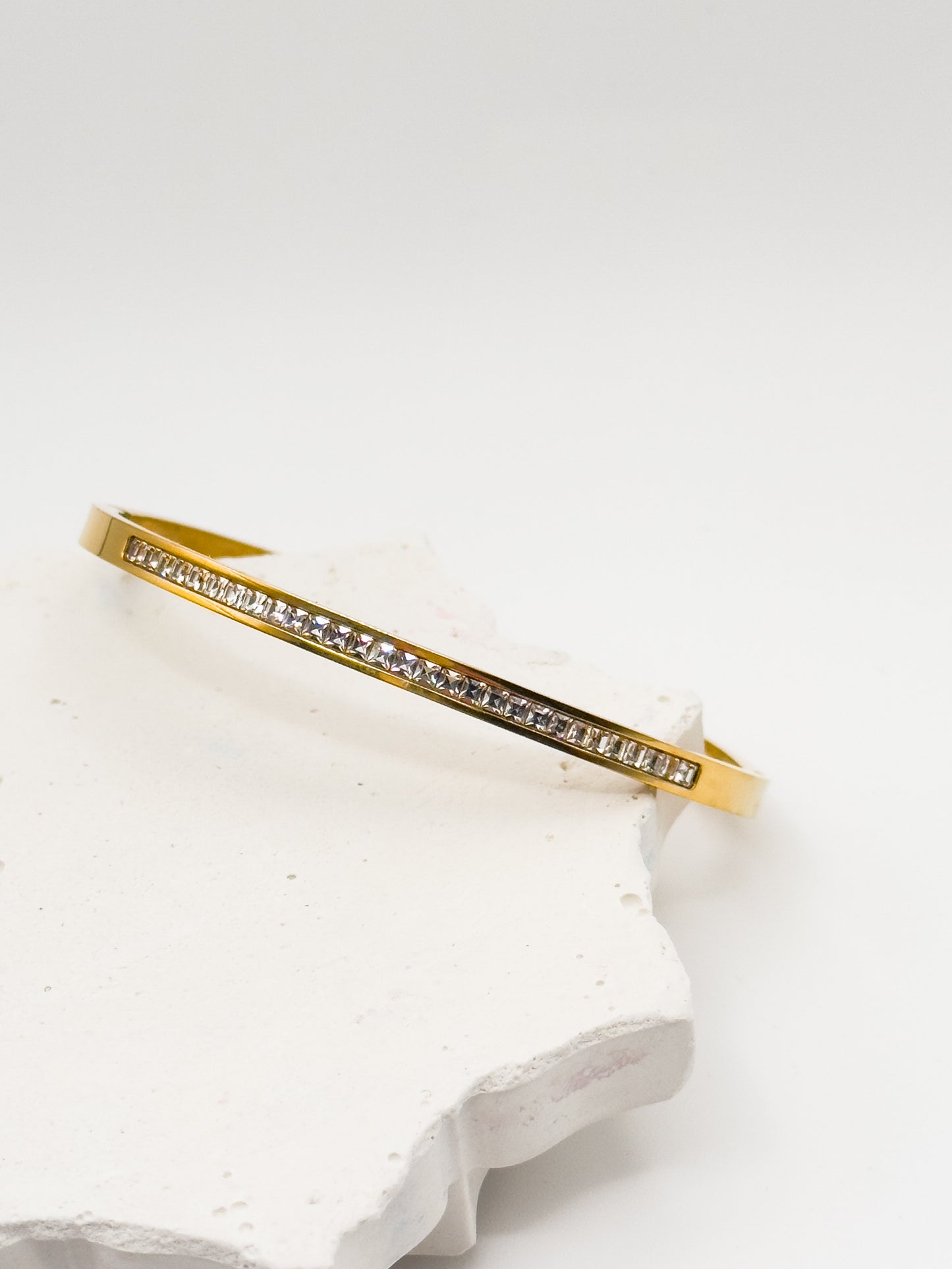 Oro Premium Lina Gold Bangle