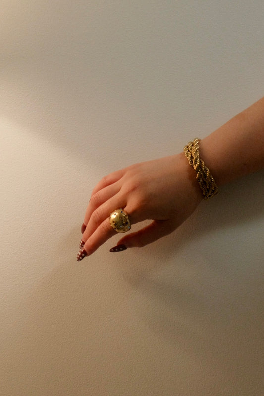 Astra Dome Ring