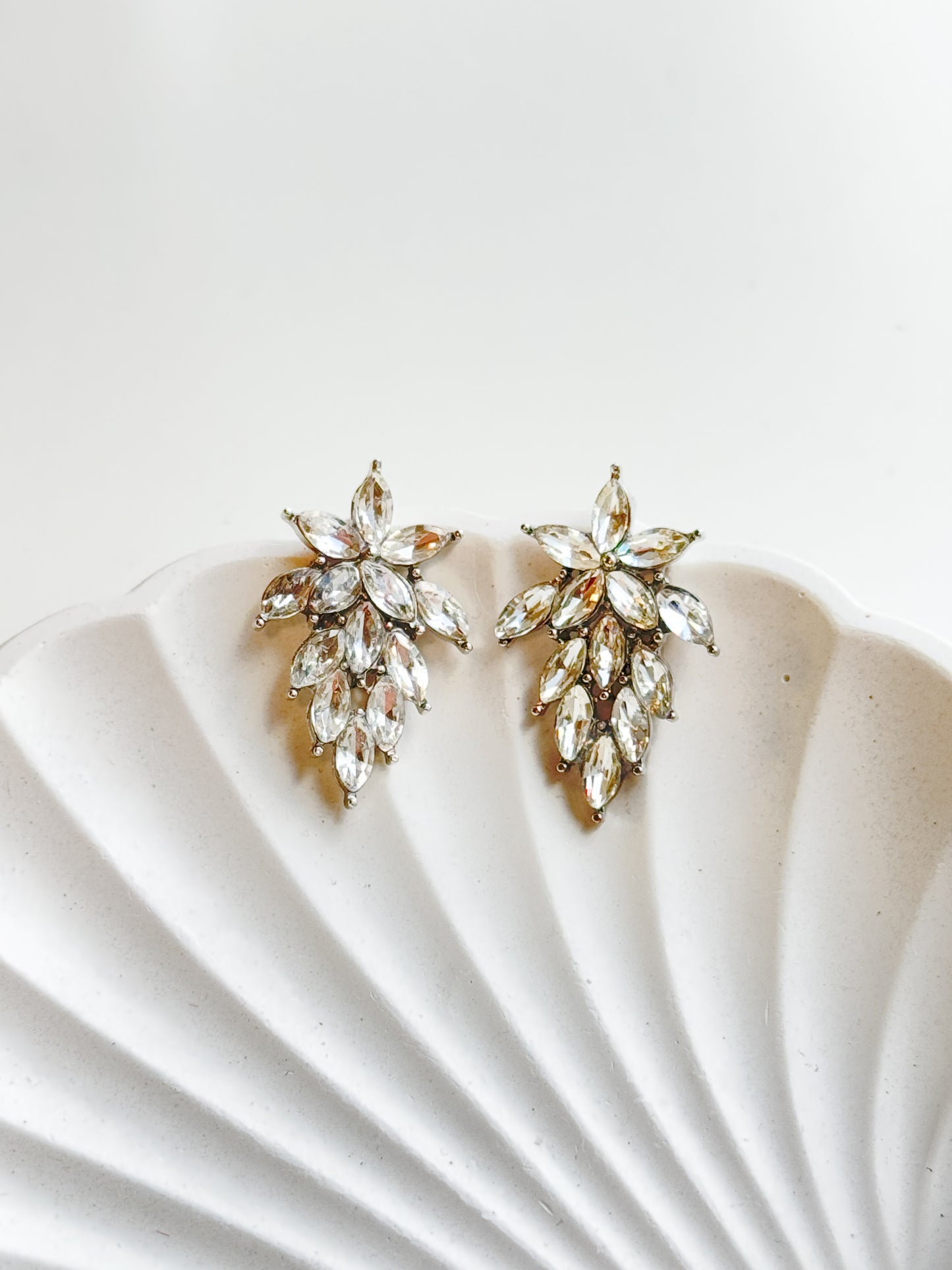 Unica Earrings Silver Crystal 06