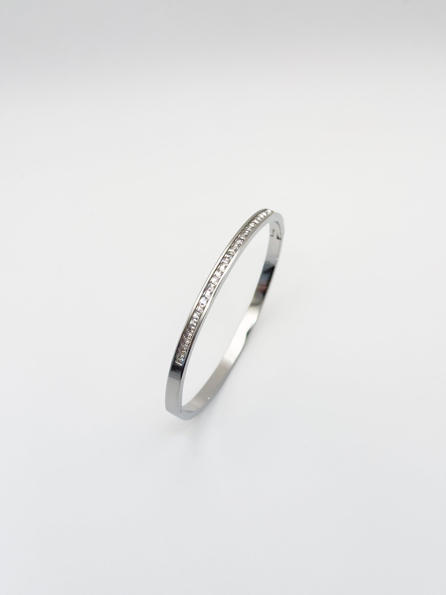 Oro Premium Lina Silver Bangle