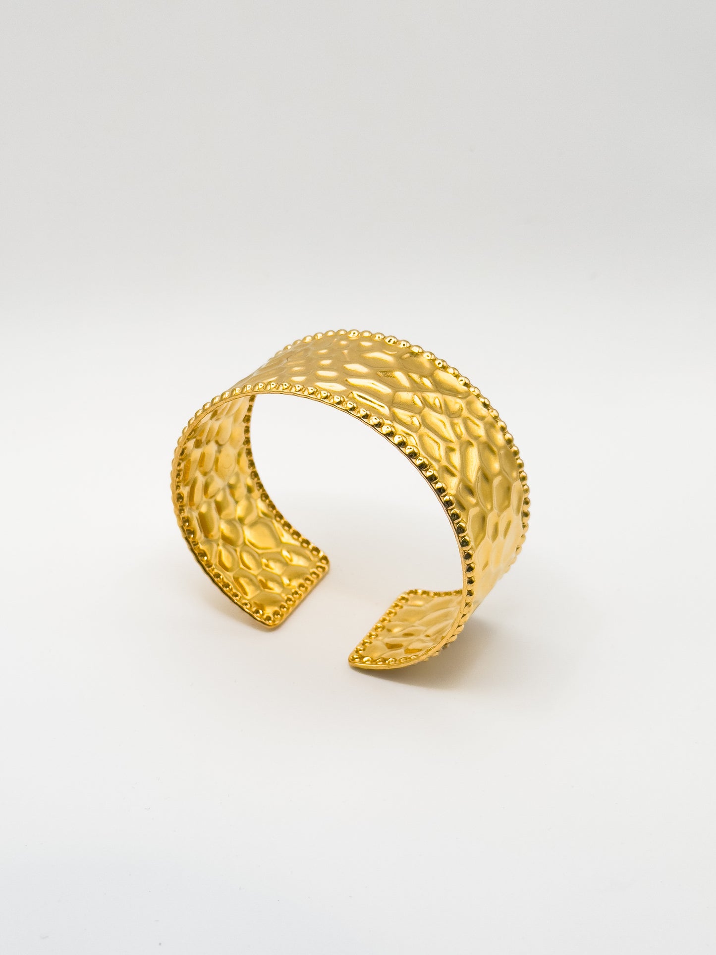 Avara Athena Gold Cuff Bangle