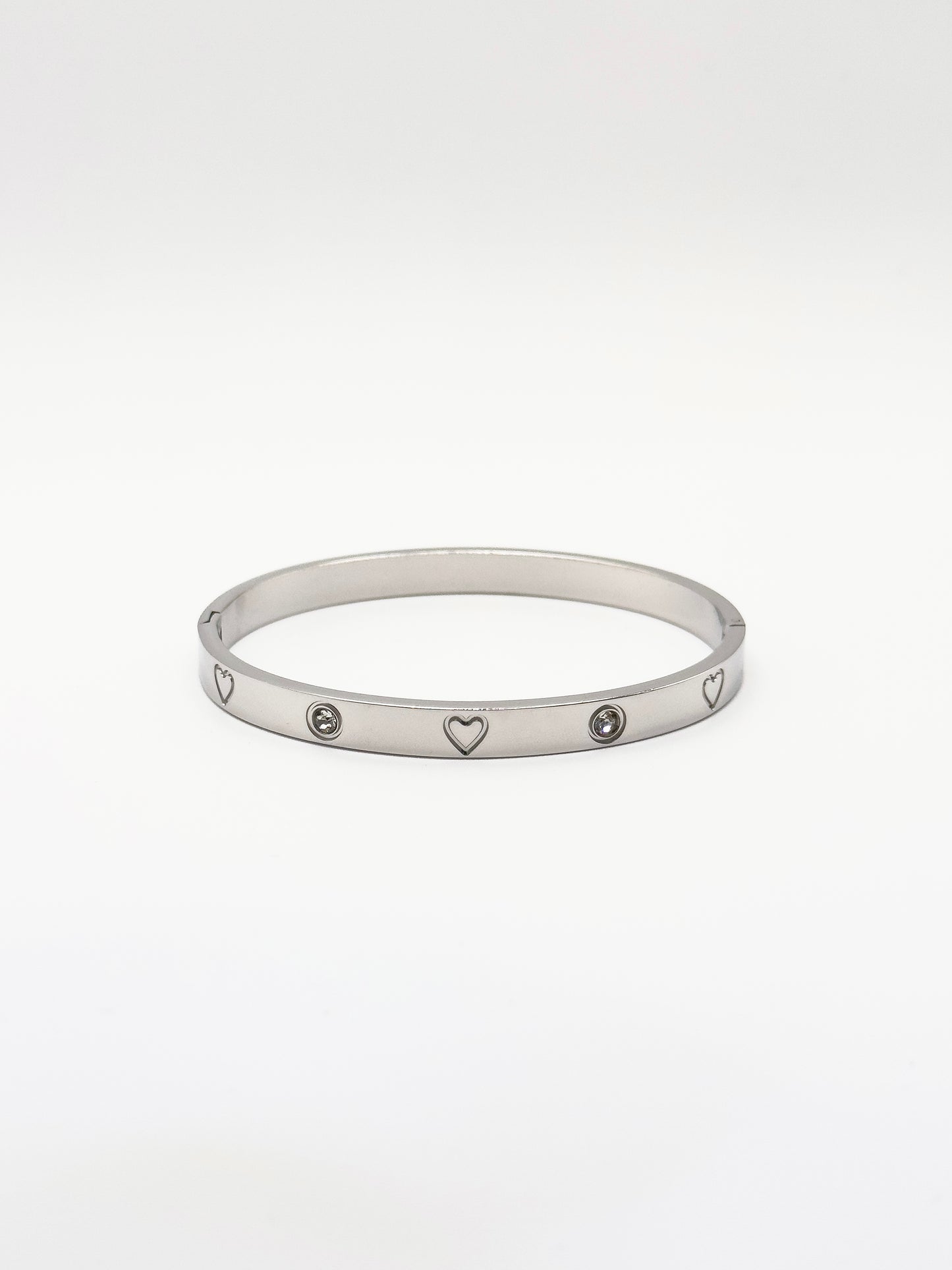 Oro Premium Love Heart Silver Bangle