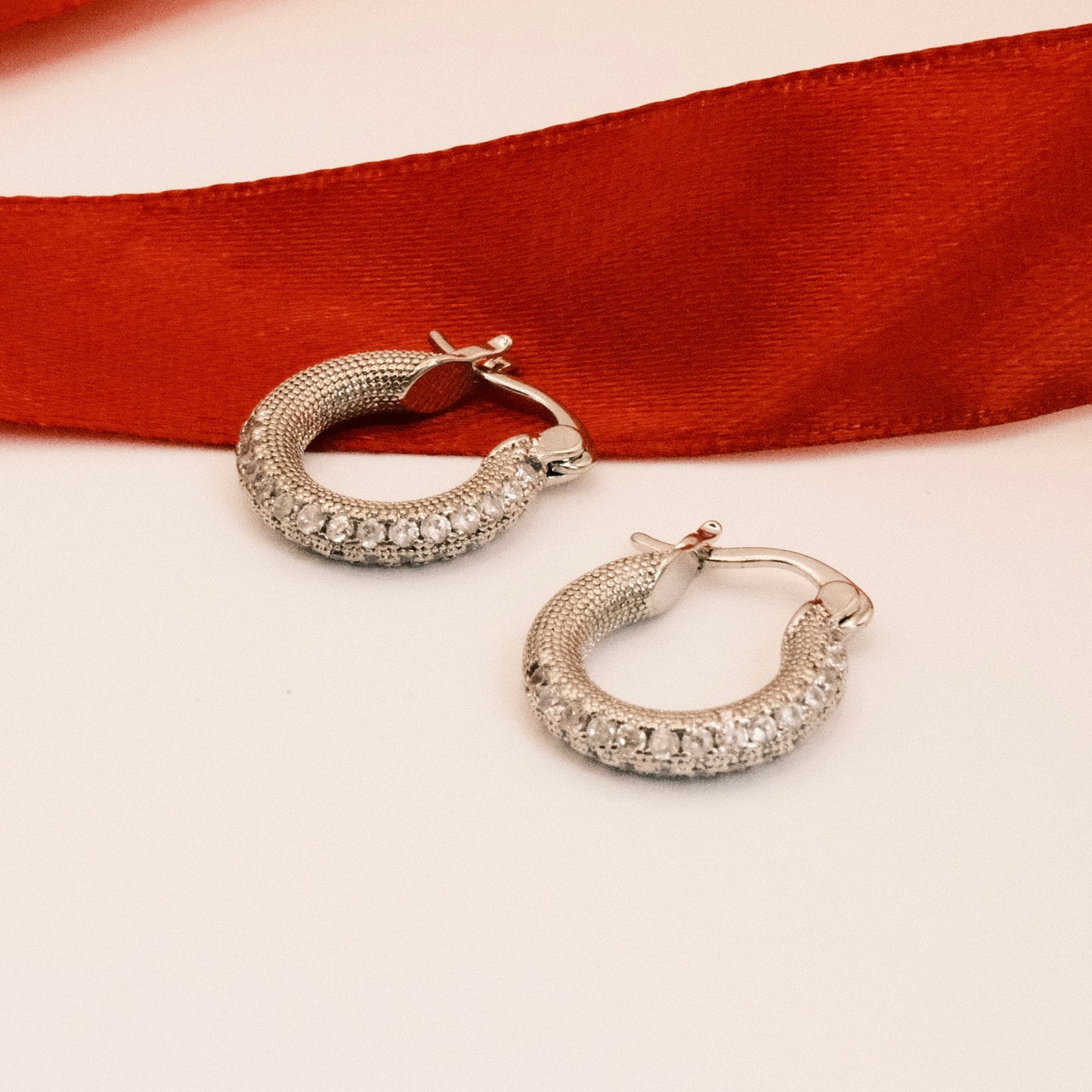 Alicia HOOPS Horse Shoe Silver