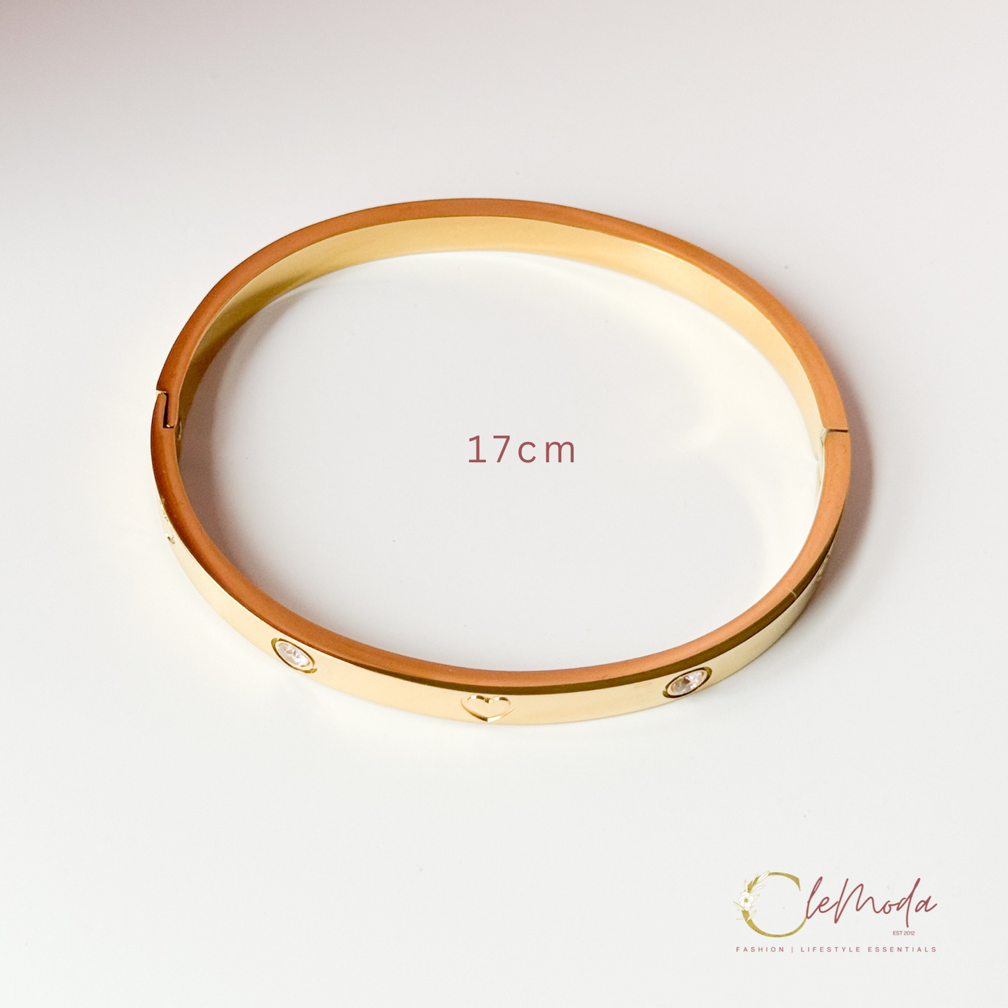 Oro Premium Love Heart Gold Bangle