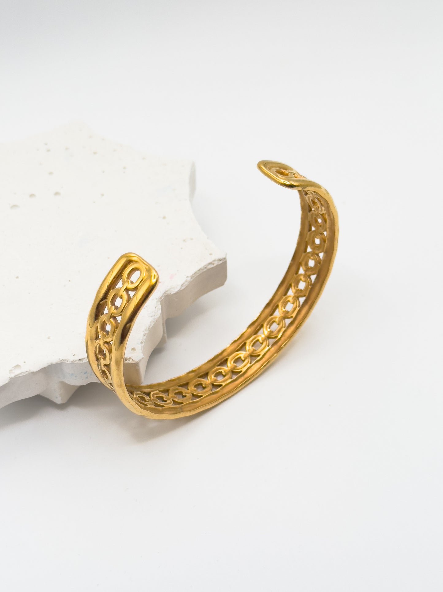 Oro Premium Chain Link Cuff Gold Bangle