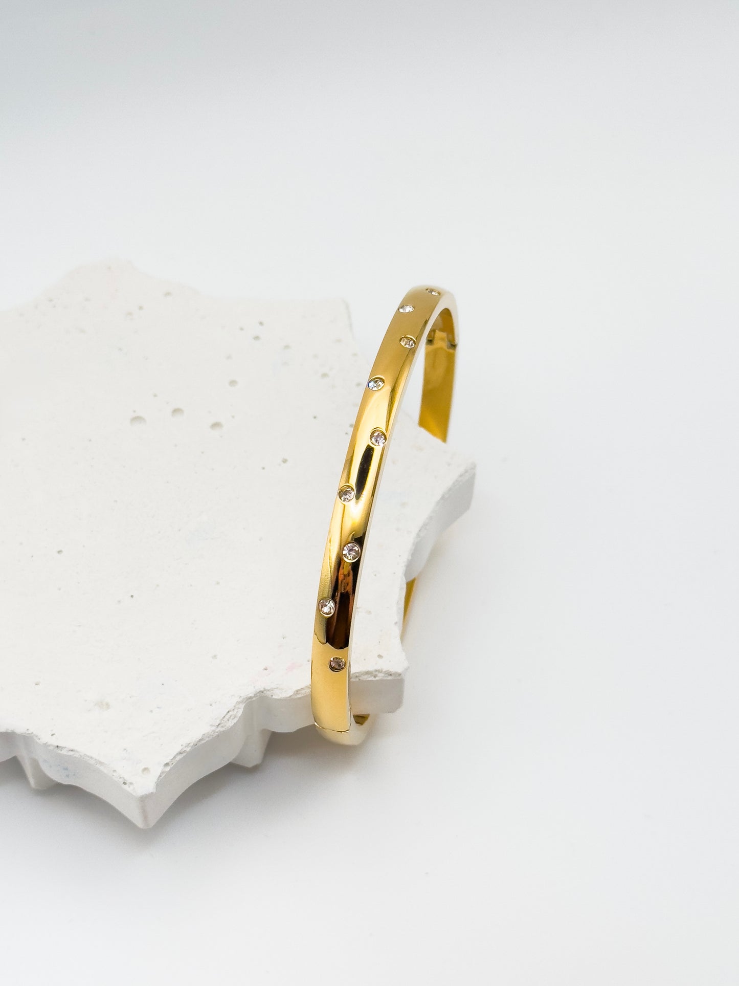 Oro Premium Celeste Diamond Gold Bangle