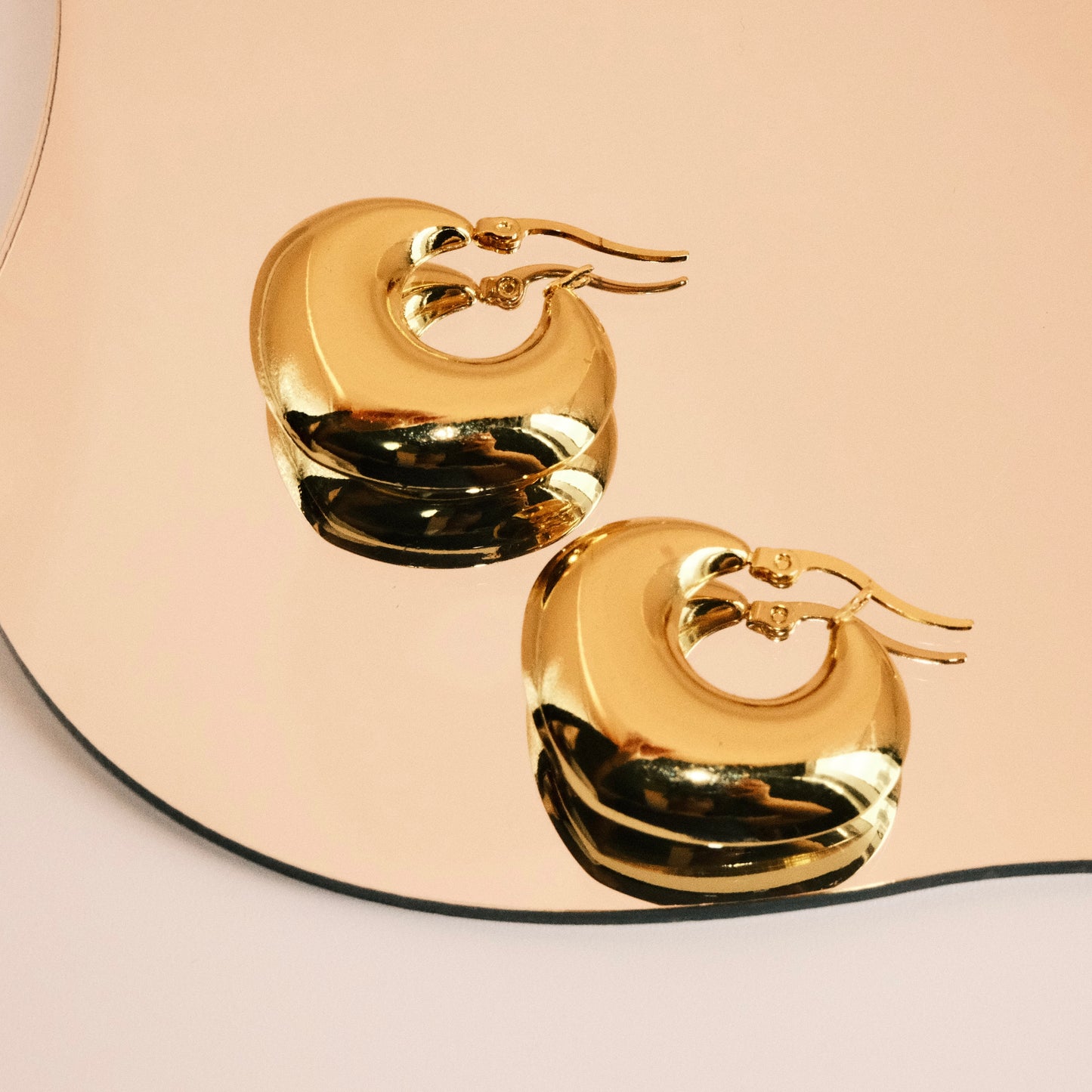 Anya Chunky Heart Hoop Earrings