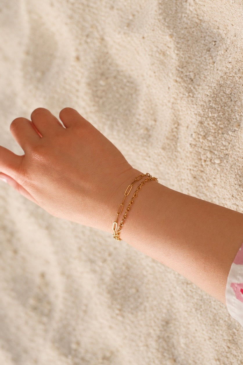 Liri Gold Necklace