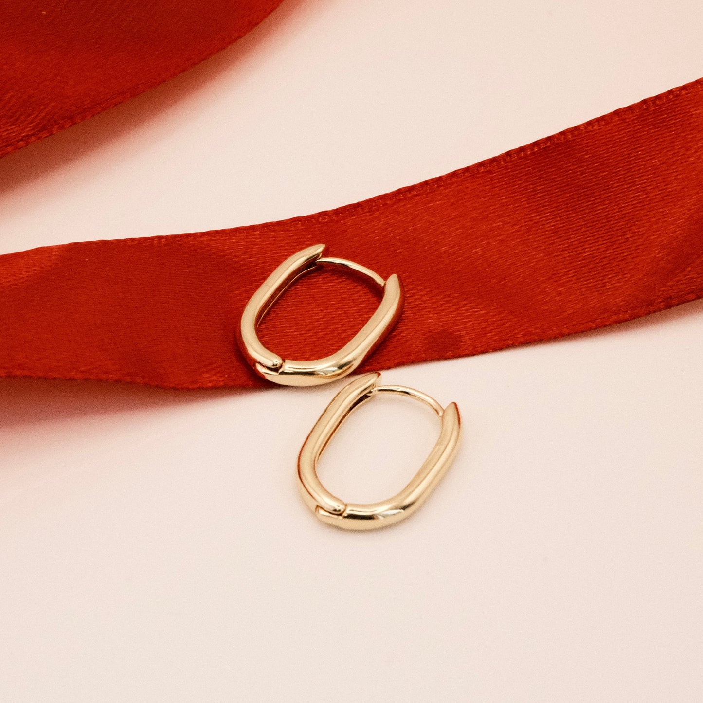 Alicia HOOPS U Earrings