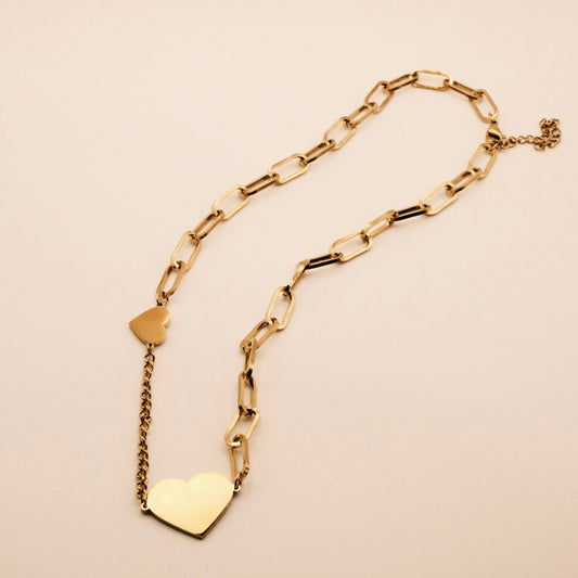 Sunna Hearts Paperclip Necklace