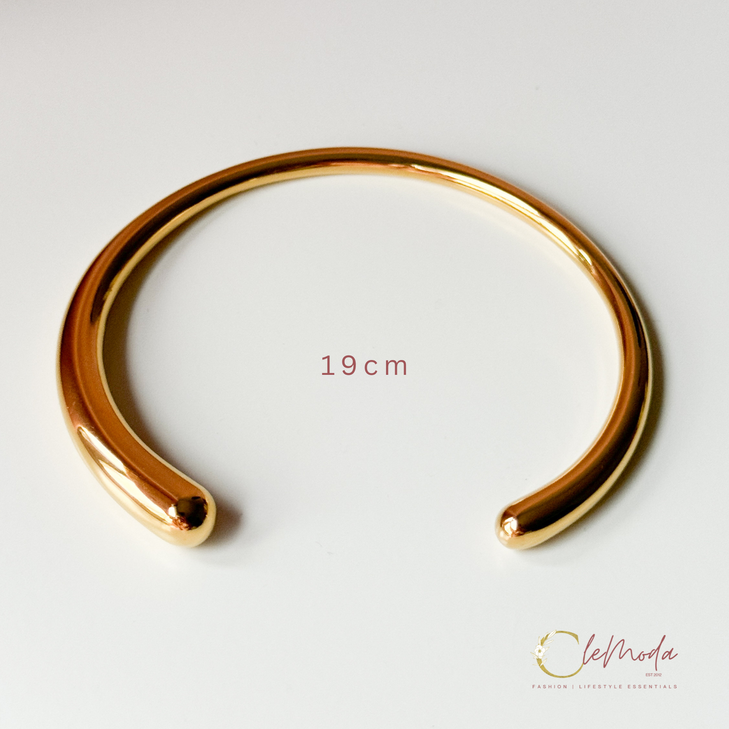 Oro Premium C Bangle