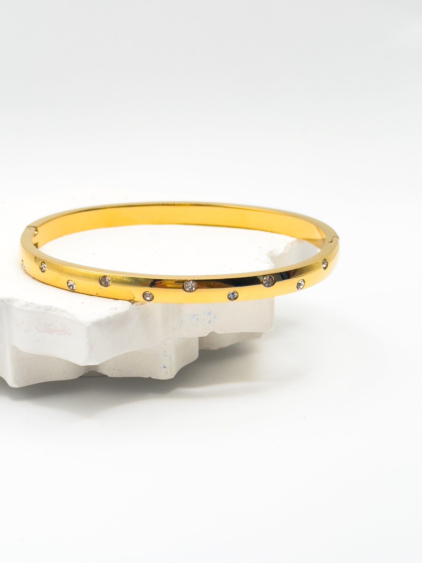 Oro Premium Celeste Diamond Gold Bangle
