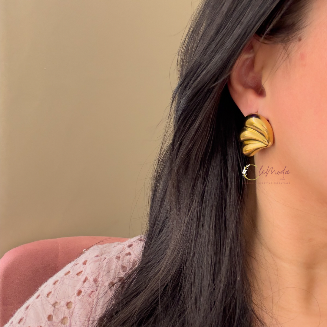 Anya Seashell Chunky Earrings