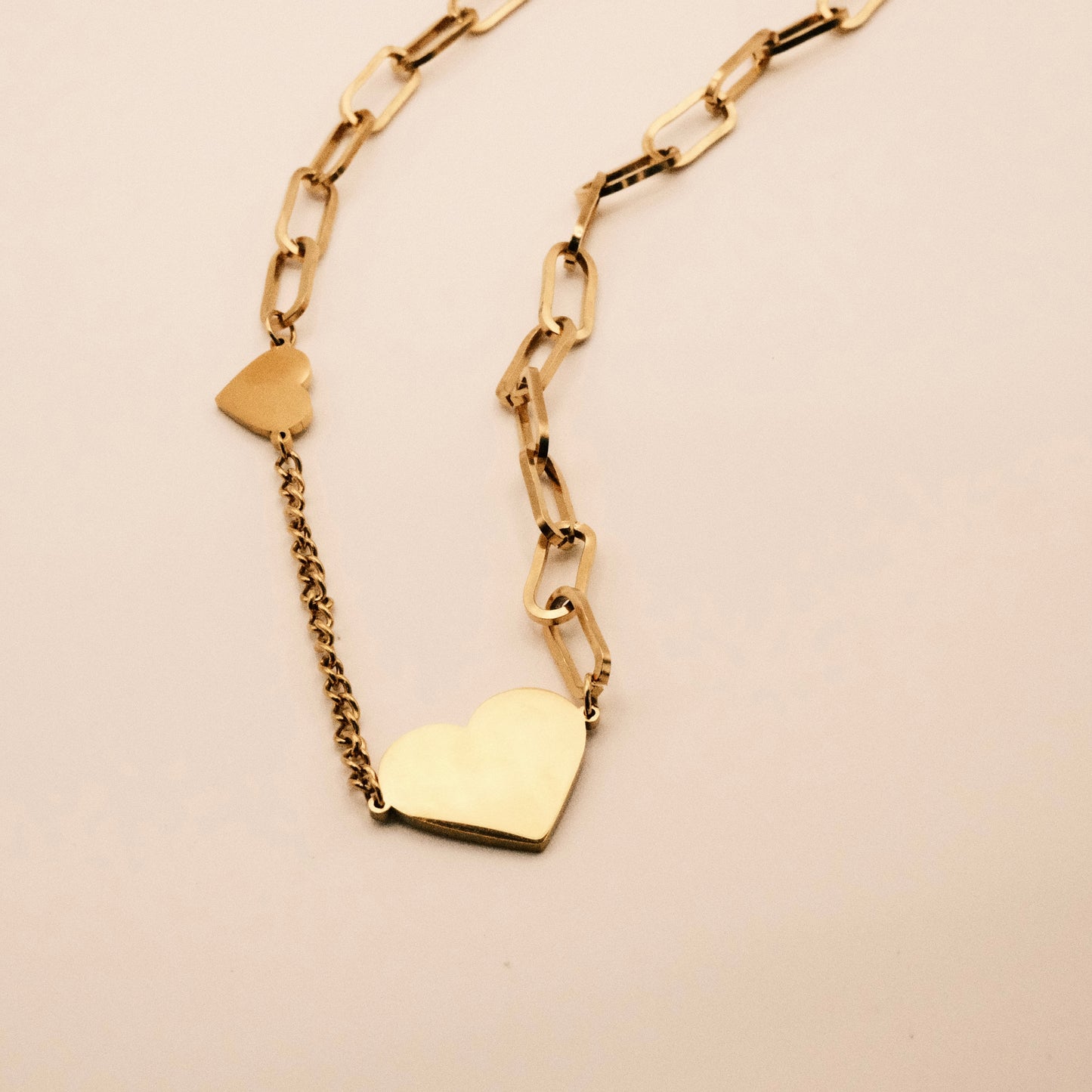 Sunna Hearts Paperclip Necklace