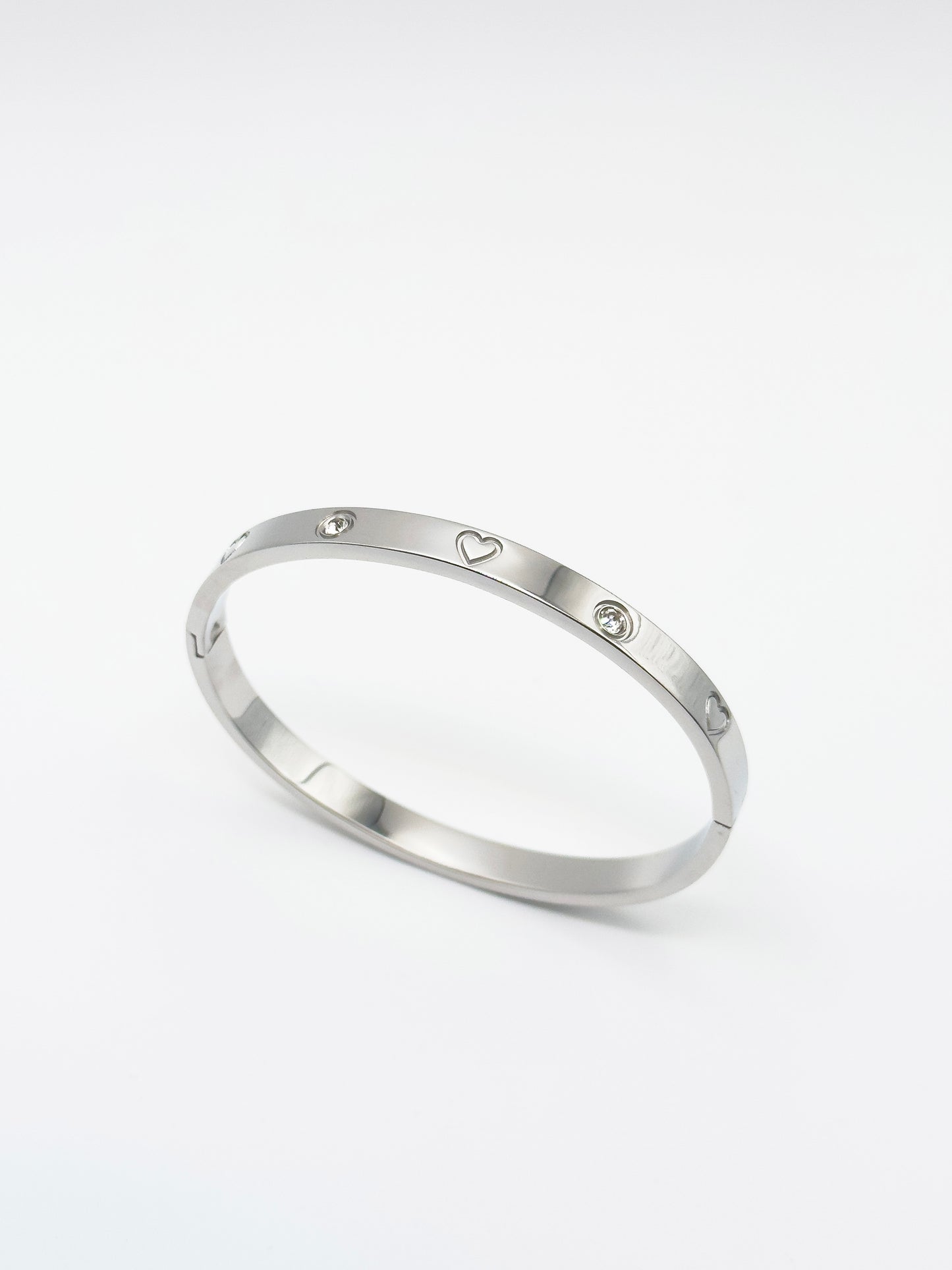 Oro Premium Love Heart Silver Bangle