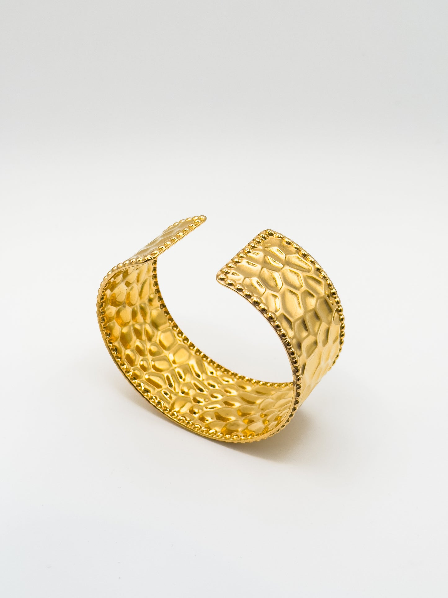 Avara Athena Gold Cuff Bangle