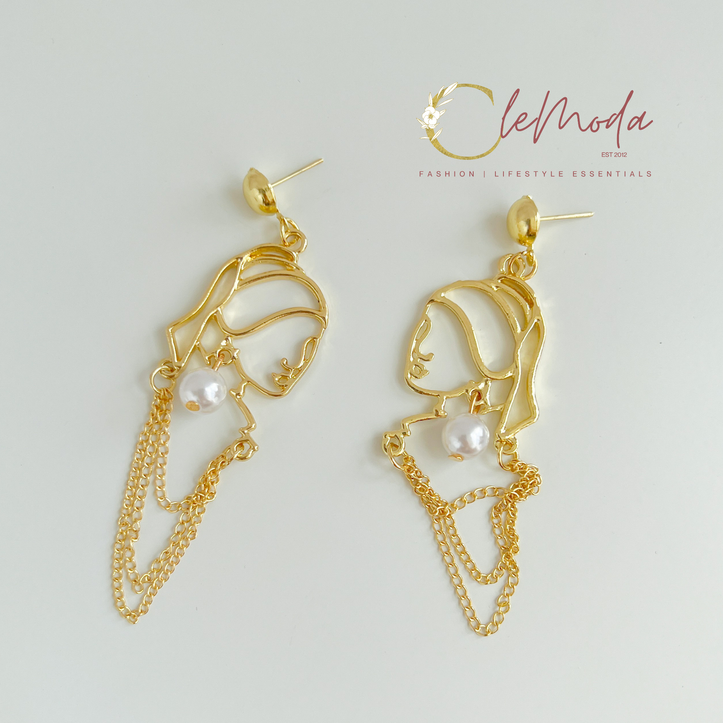 Unica Cara Pearl Gold Drop Earrings