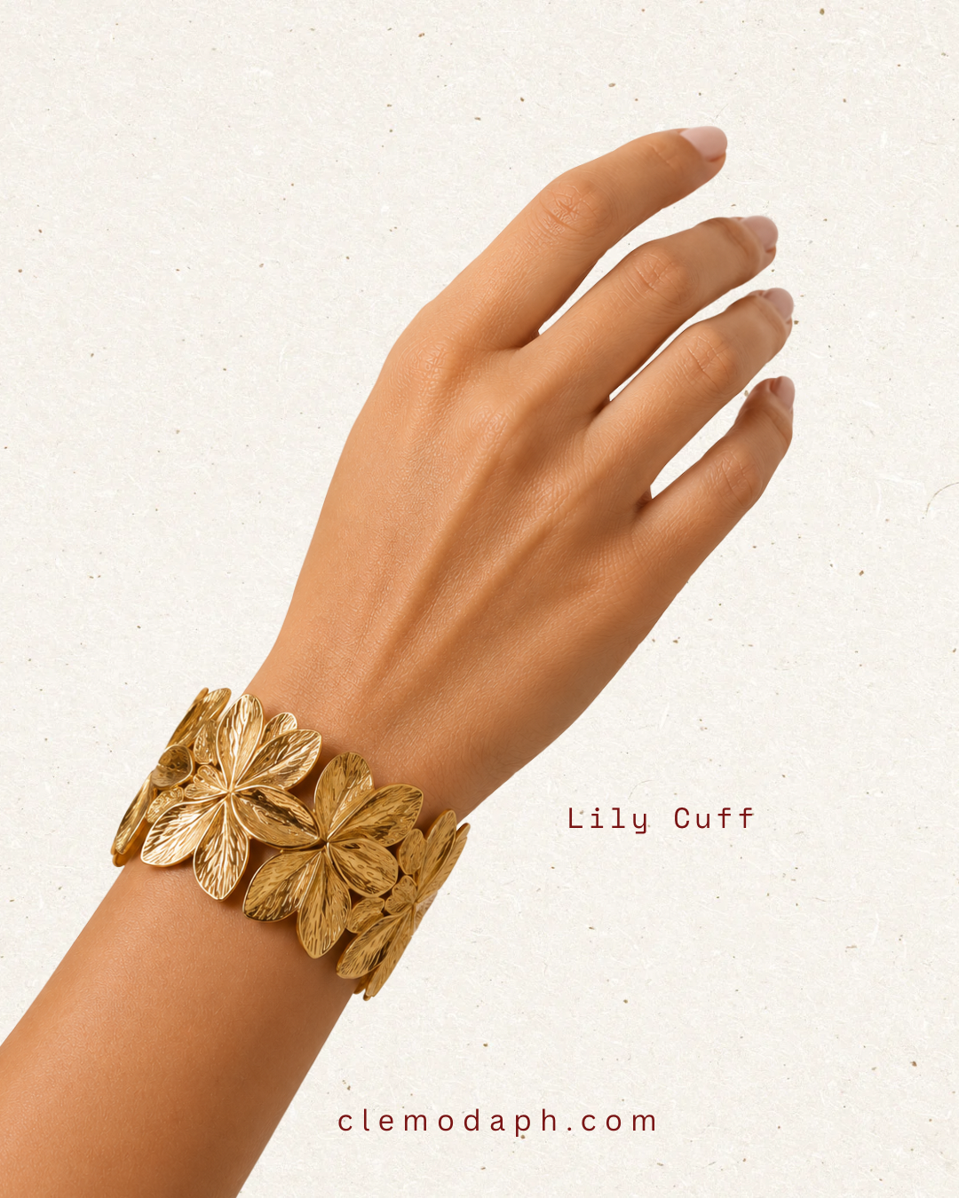 Lily Cuff Premium Bangle