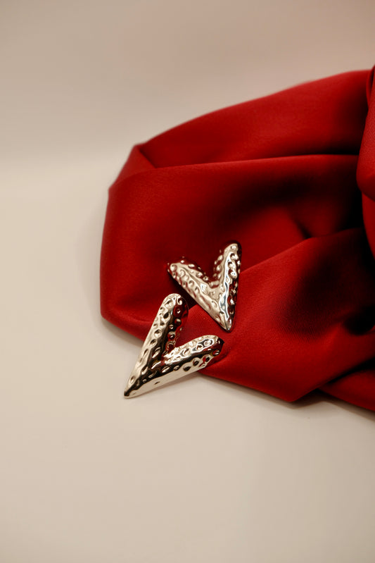 Anya Sculpted Heart Earrings