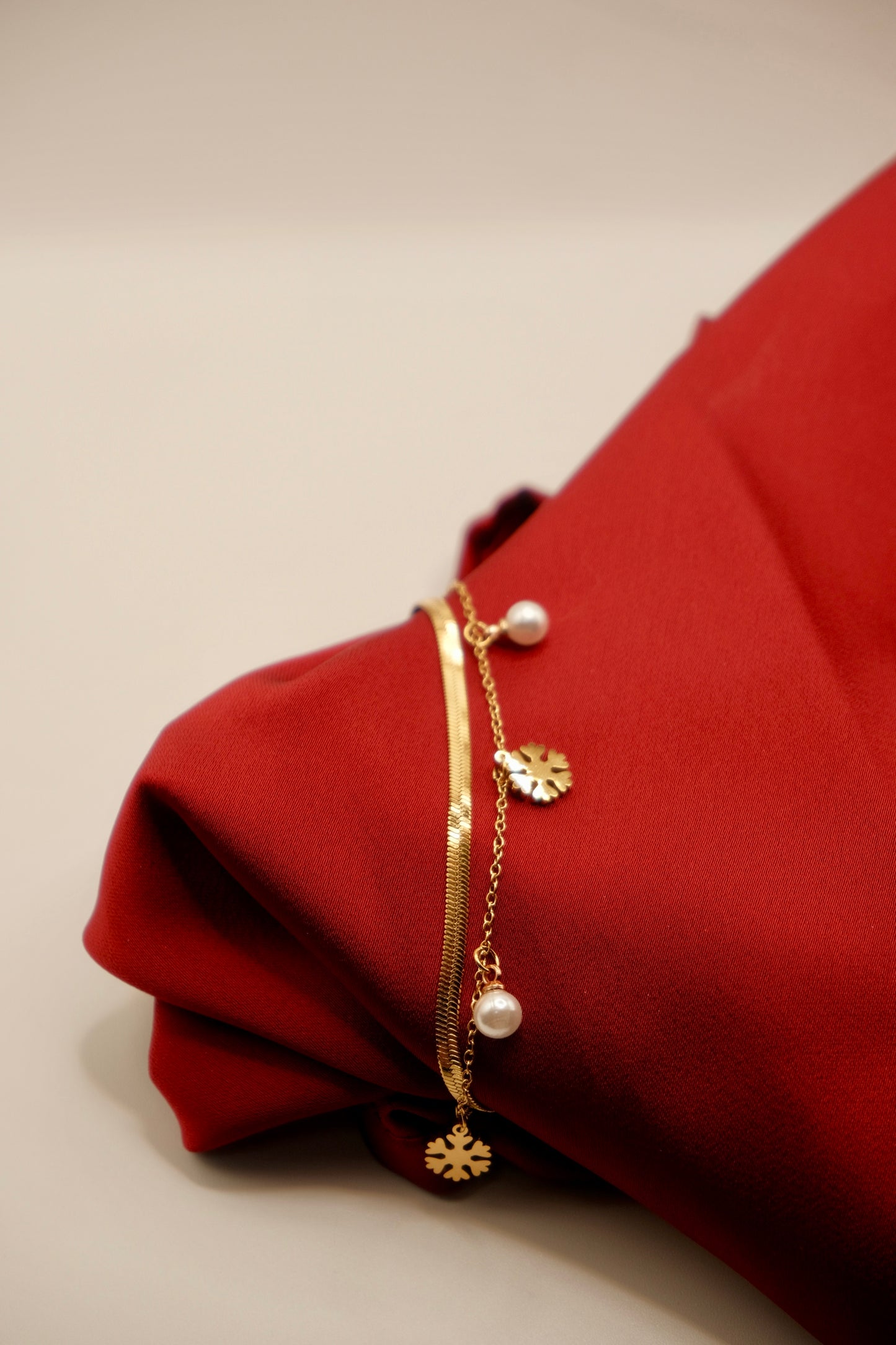 Golden Frost Pearl Layer Bracelet