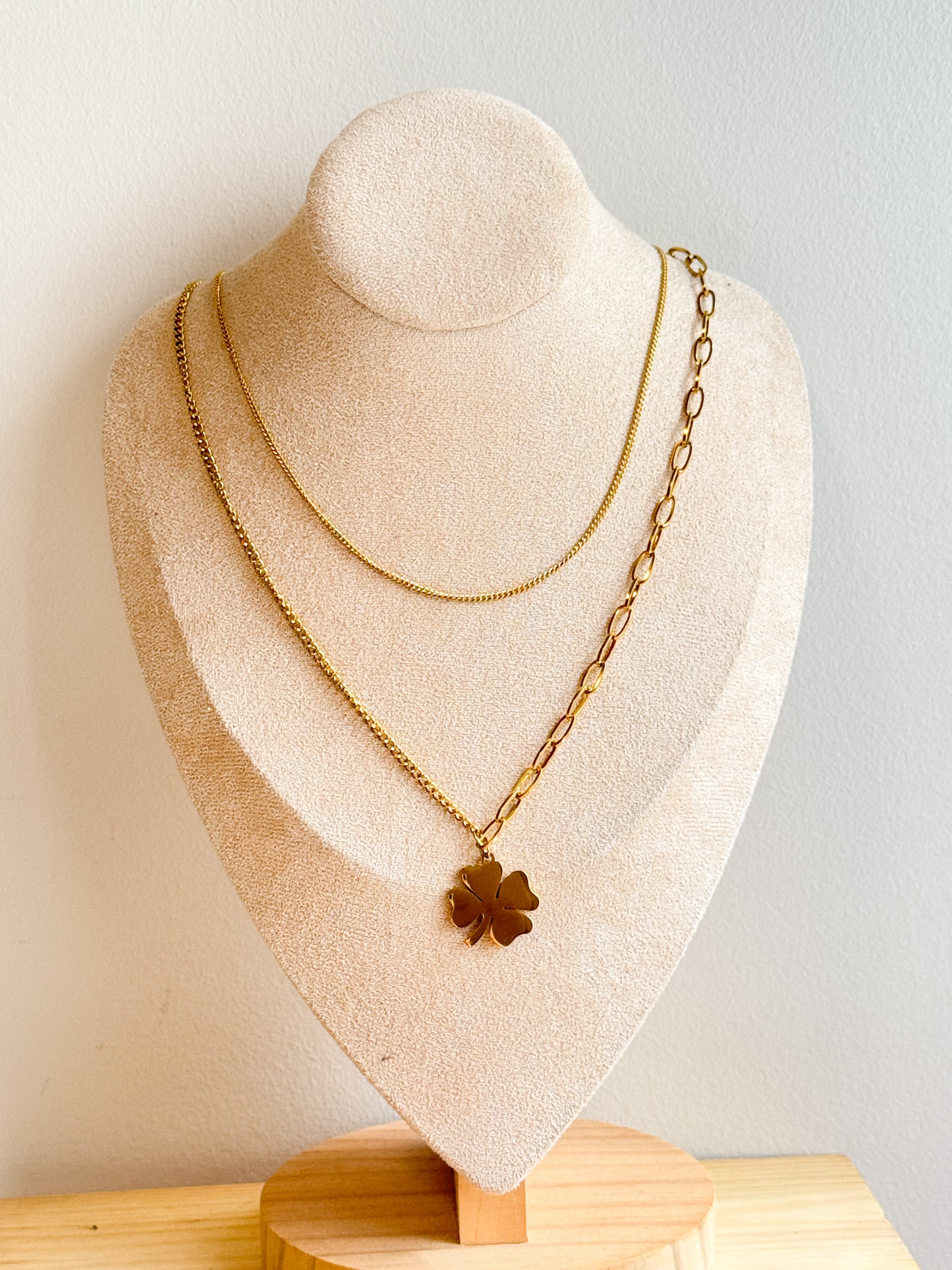 Sunna Clover Layer Necklace