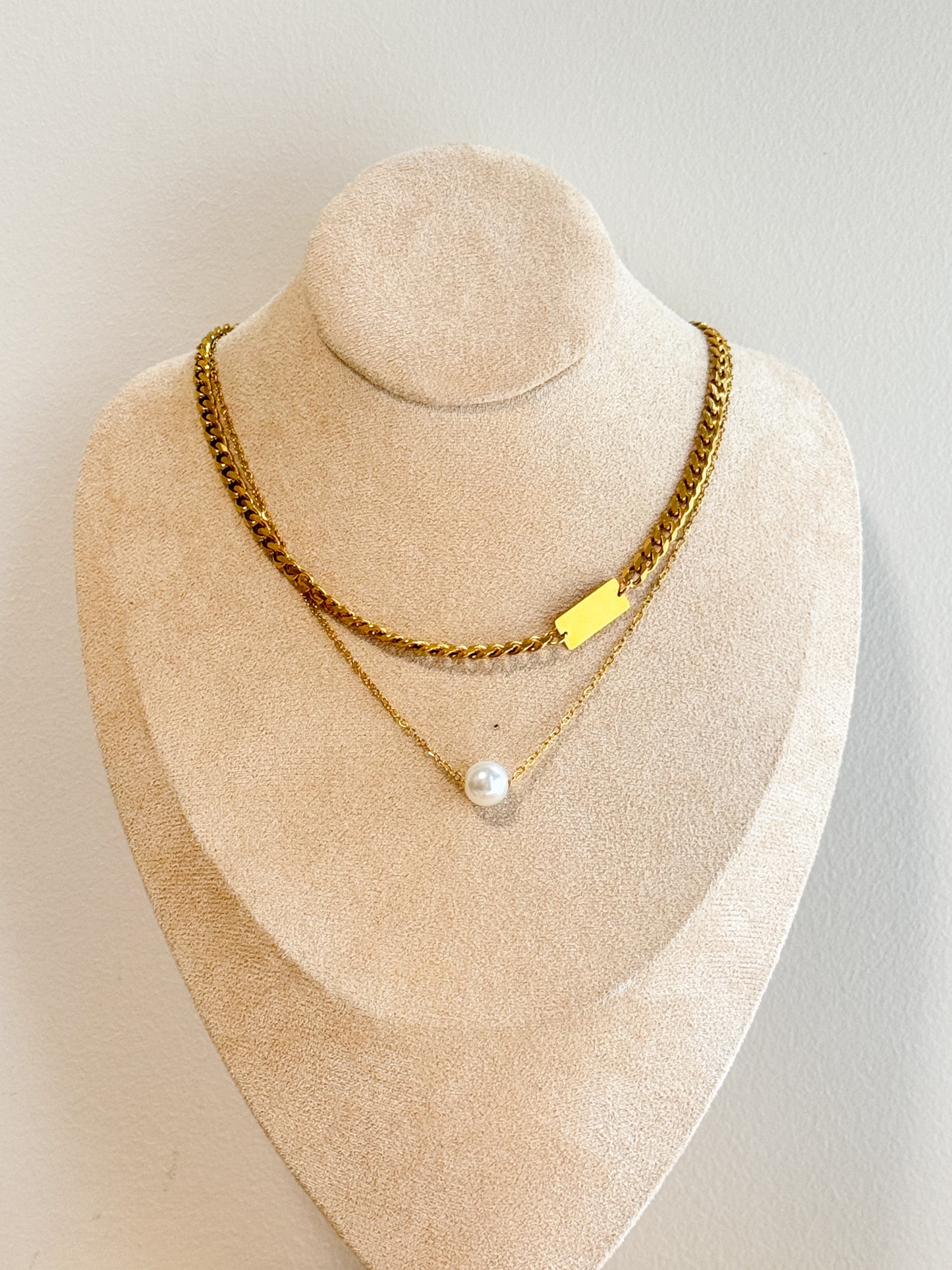 Sunna Layer Pearl Necklace