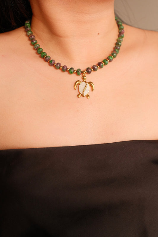 Tortuga Necklace (Natural Stone)