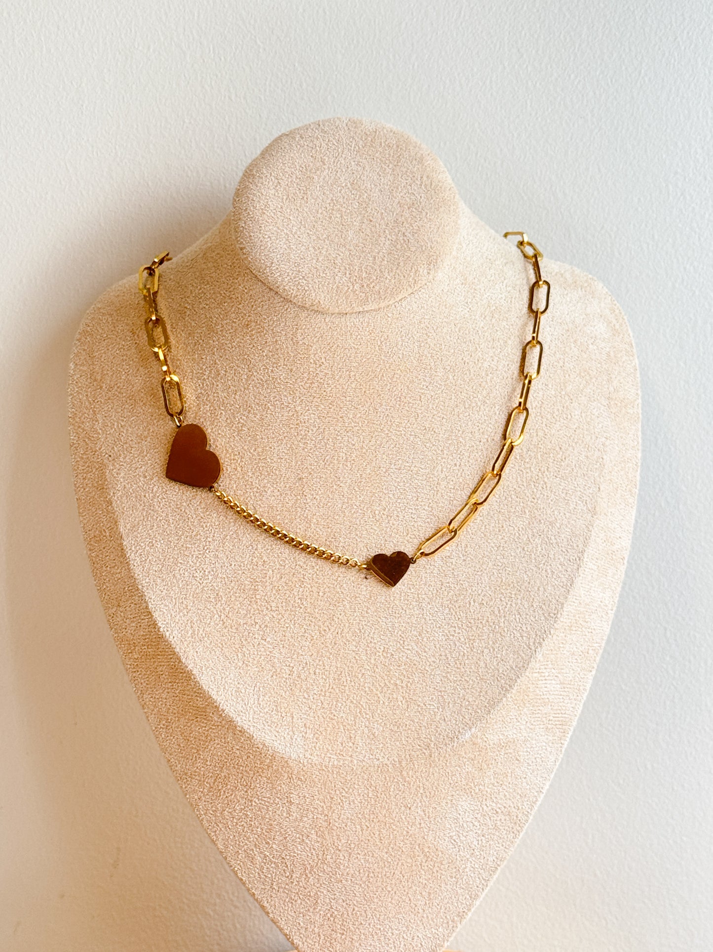 Sunna Hearts Paperclip Necklace