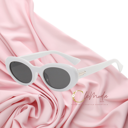 Wanda White Sunnies