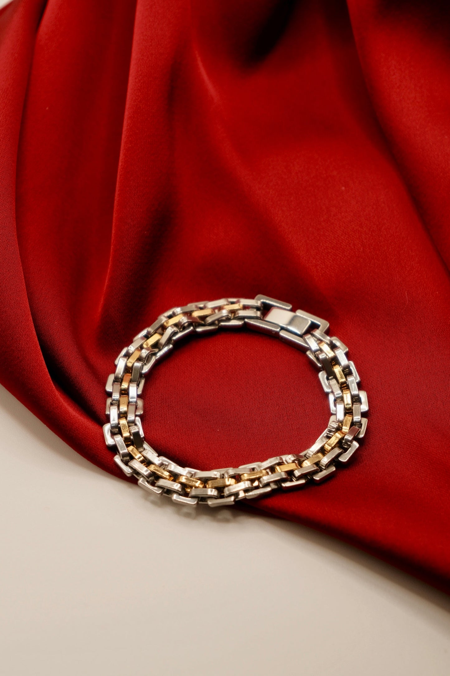 Two-toned Cuban Chain Bracelet