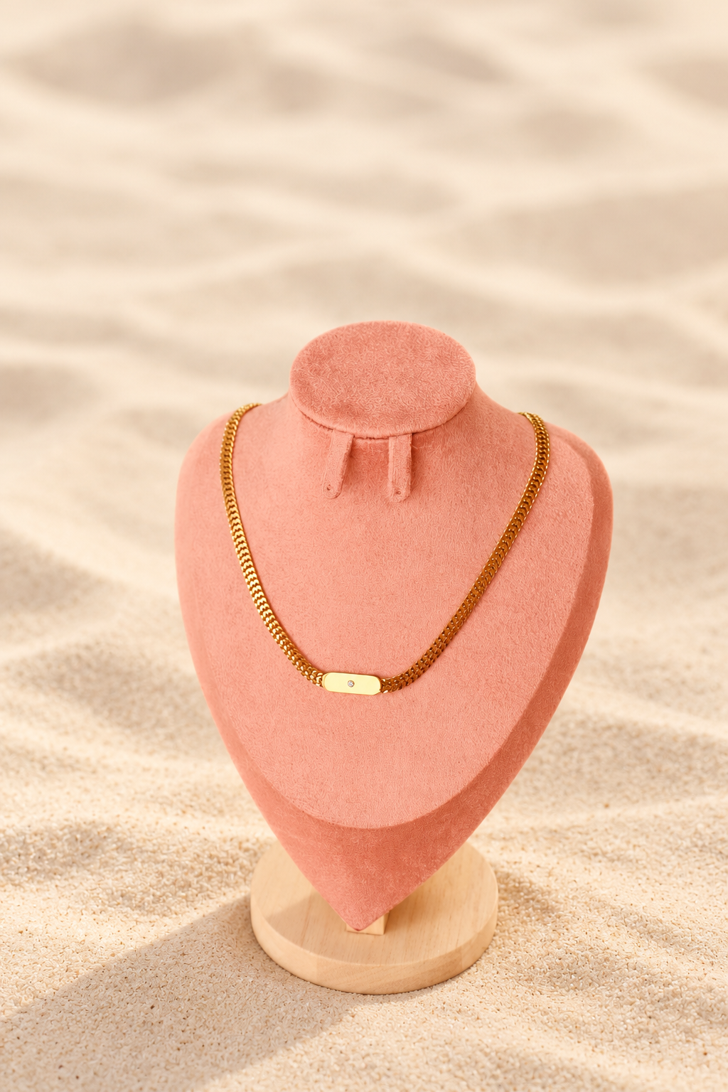 Sola Necklace