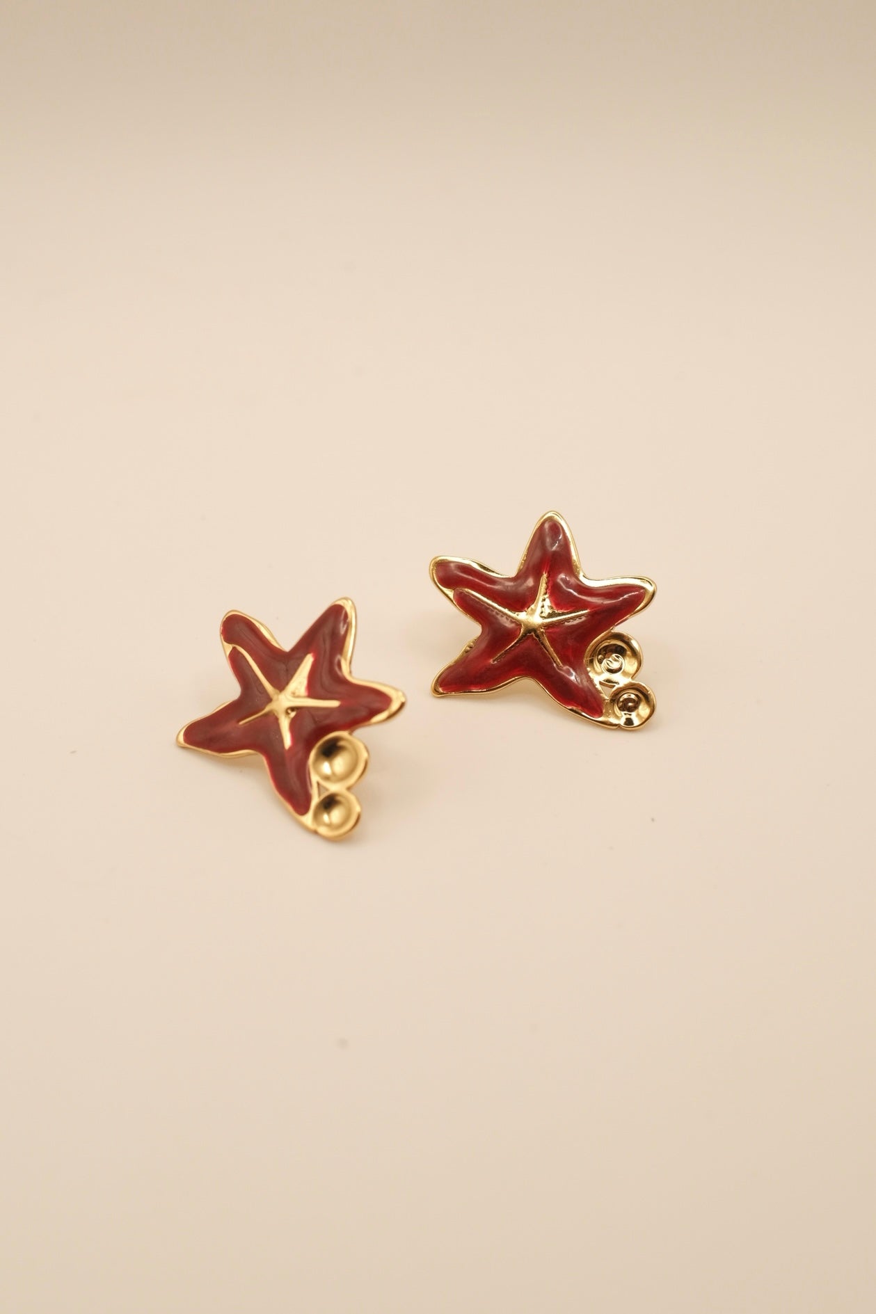 Anya Wine Red Star Chunky Earrings