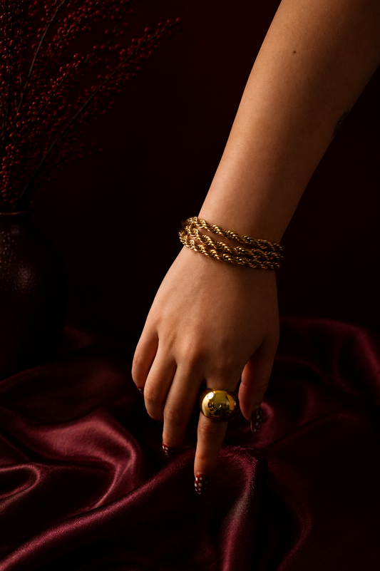 Nova Dome Ring