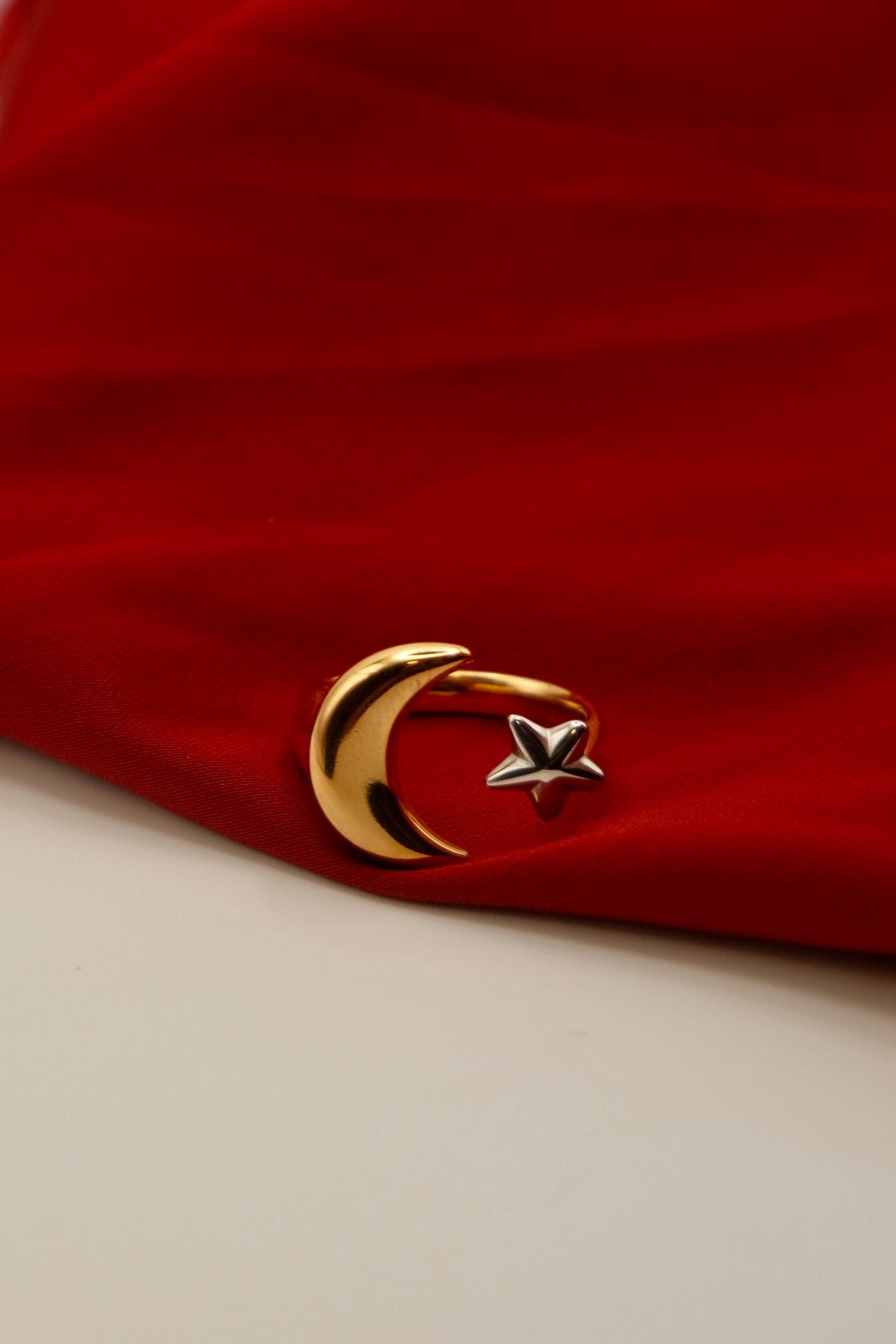 Celestia Two-toned Ring