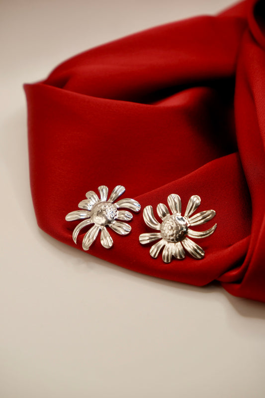 Anya Silver Sunflower Earrings