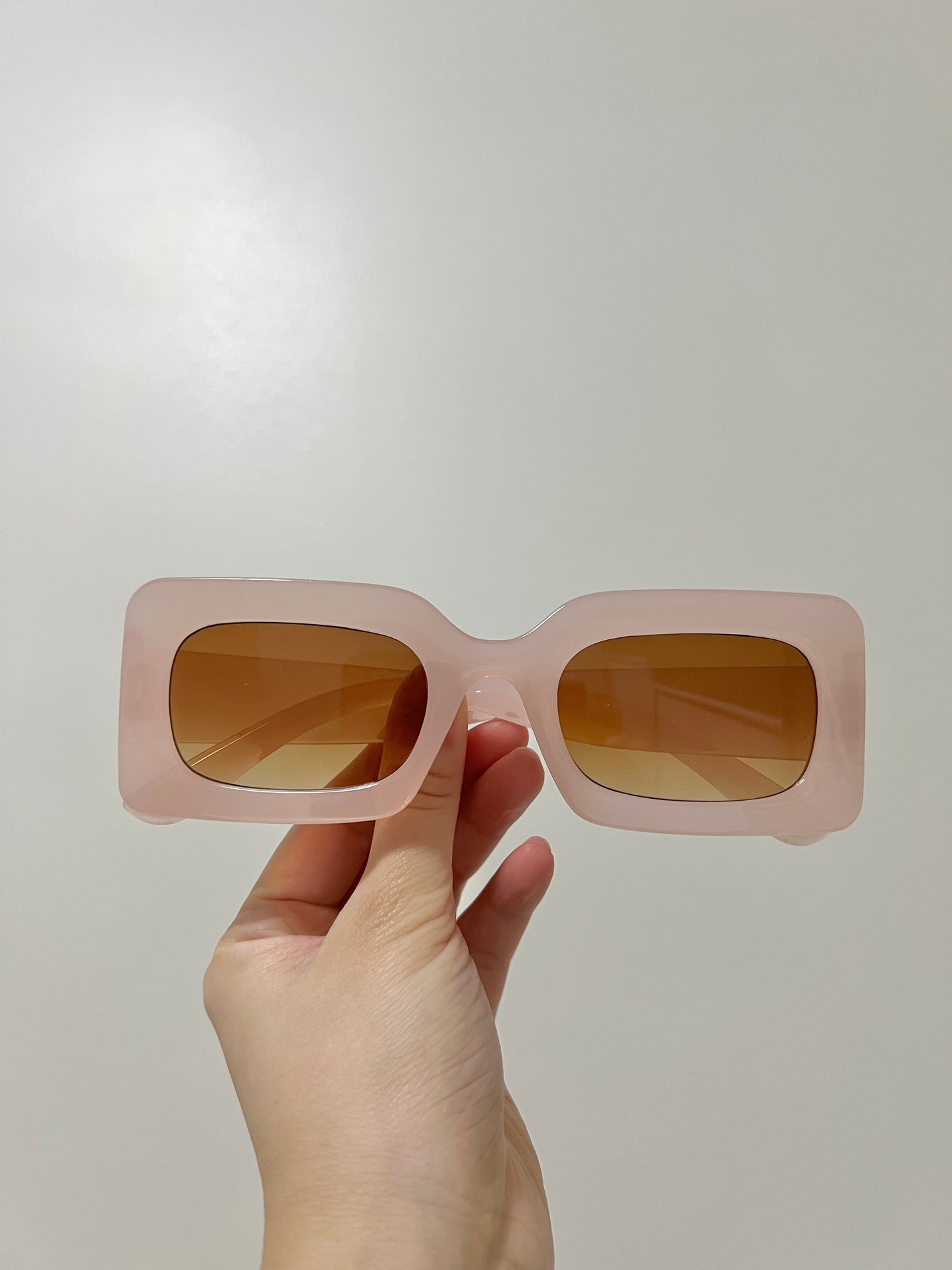 Amanda Light Pink Sunnies