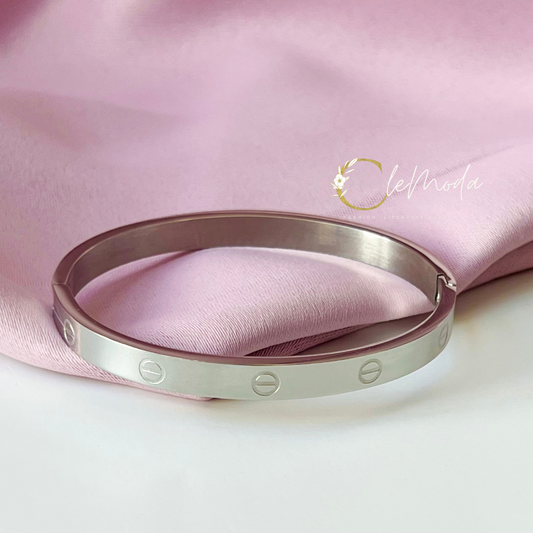 Premium Love Silver Bangle (regular)