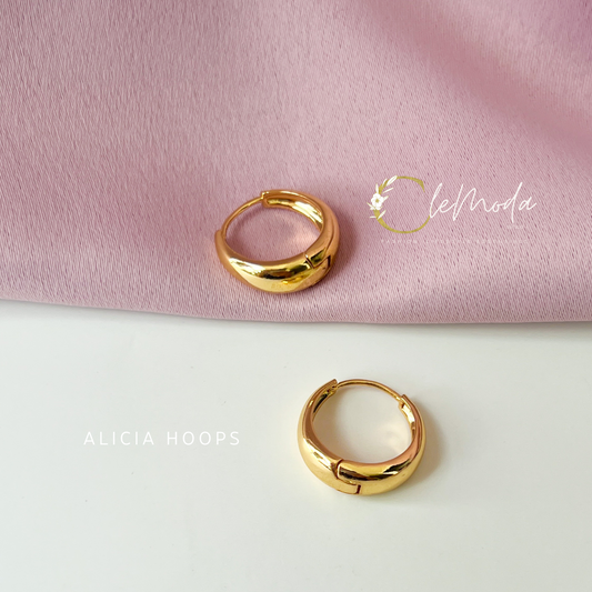 Alicia HOOPS Chunky Plain Earrings