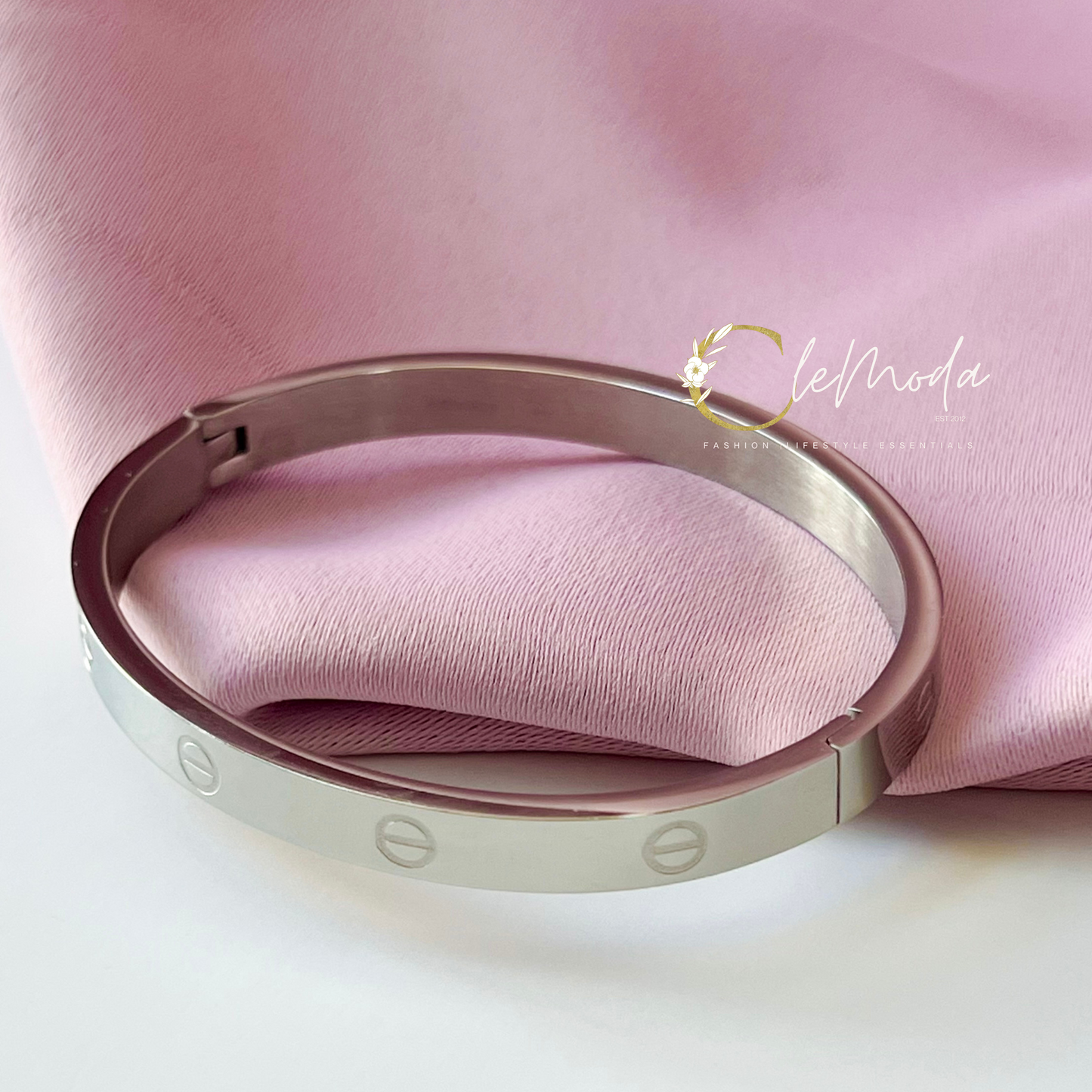 Premium Love Silver Bangle (regular)